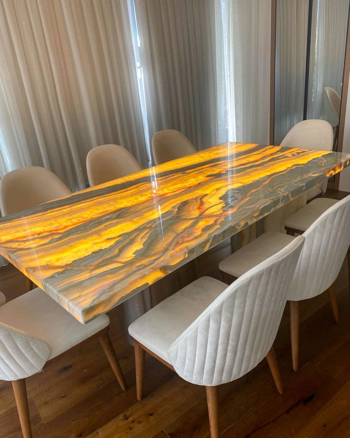 Luxury onyx feature wall with warm lighting